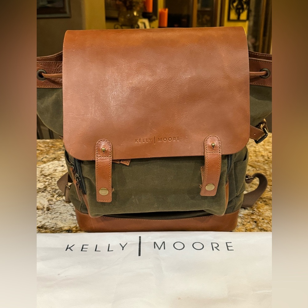 Kelly Moore Pilot 2.0 Canvas Full Grain Leather Camera Bag/Photography Backpack